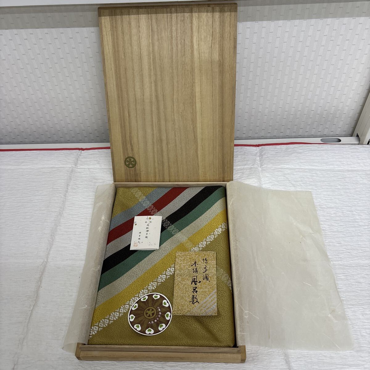 YA6335 和装 和雑貨 本絹博多織 風呂敷 ふろしき 約73センチ約73センチ 未使用品 拍卖