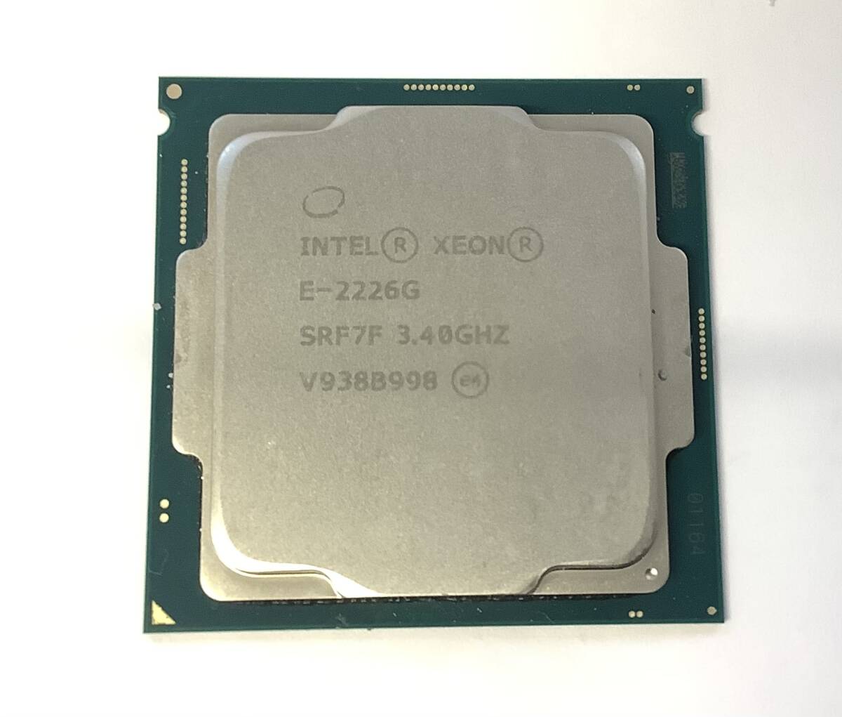 K8020238 INTEL XEON E-2226G 3.40GHZ CPU 1点【中古動作品】080309拍卖