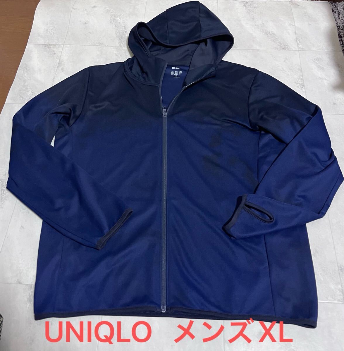 UNIQLO ユニクロ ドライEX UVカットプリント フルジップパーカ(長袖)メンズXLサイズ 紫外線対策 指穴付き拍卖