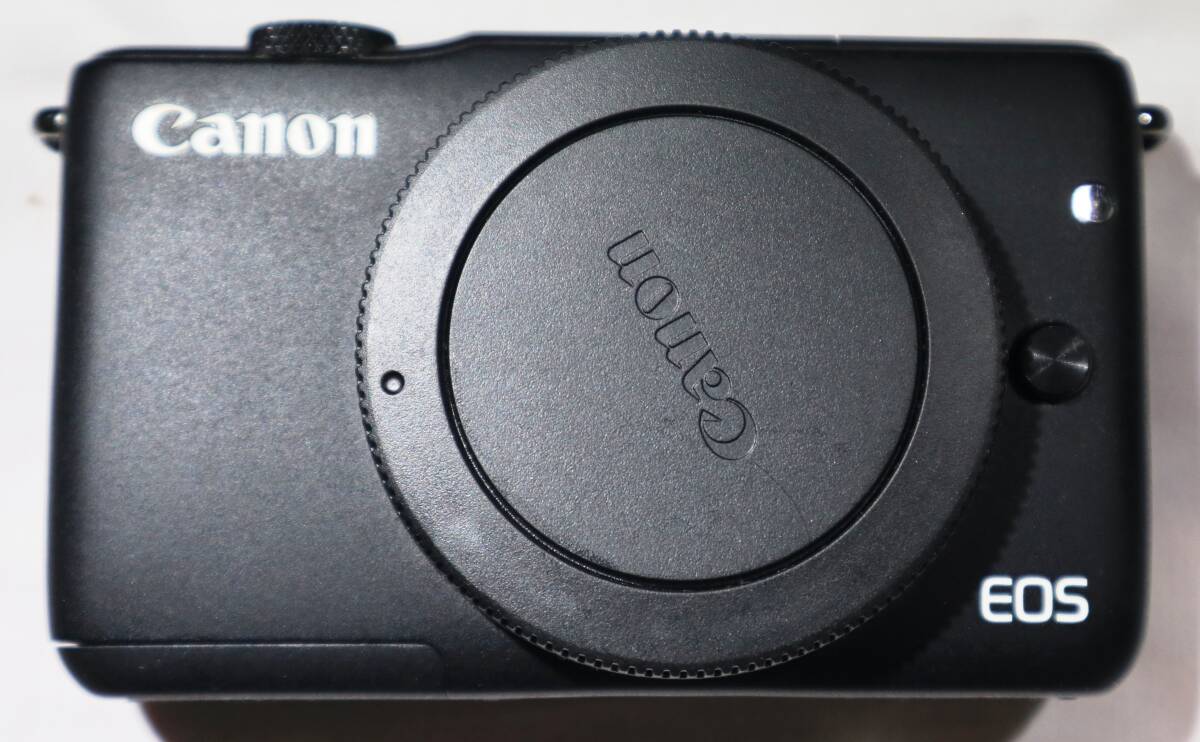 中古☆EOS M100 EF-M 15-45mm f3.5-6.3 IS STM レンズセット☆即決拍卖