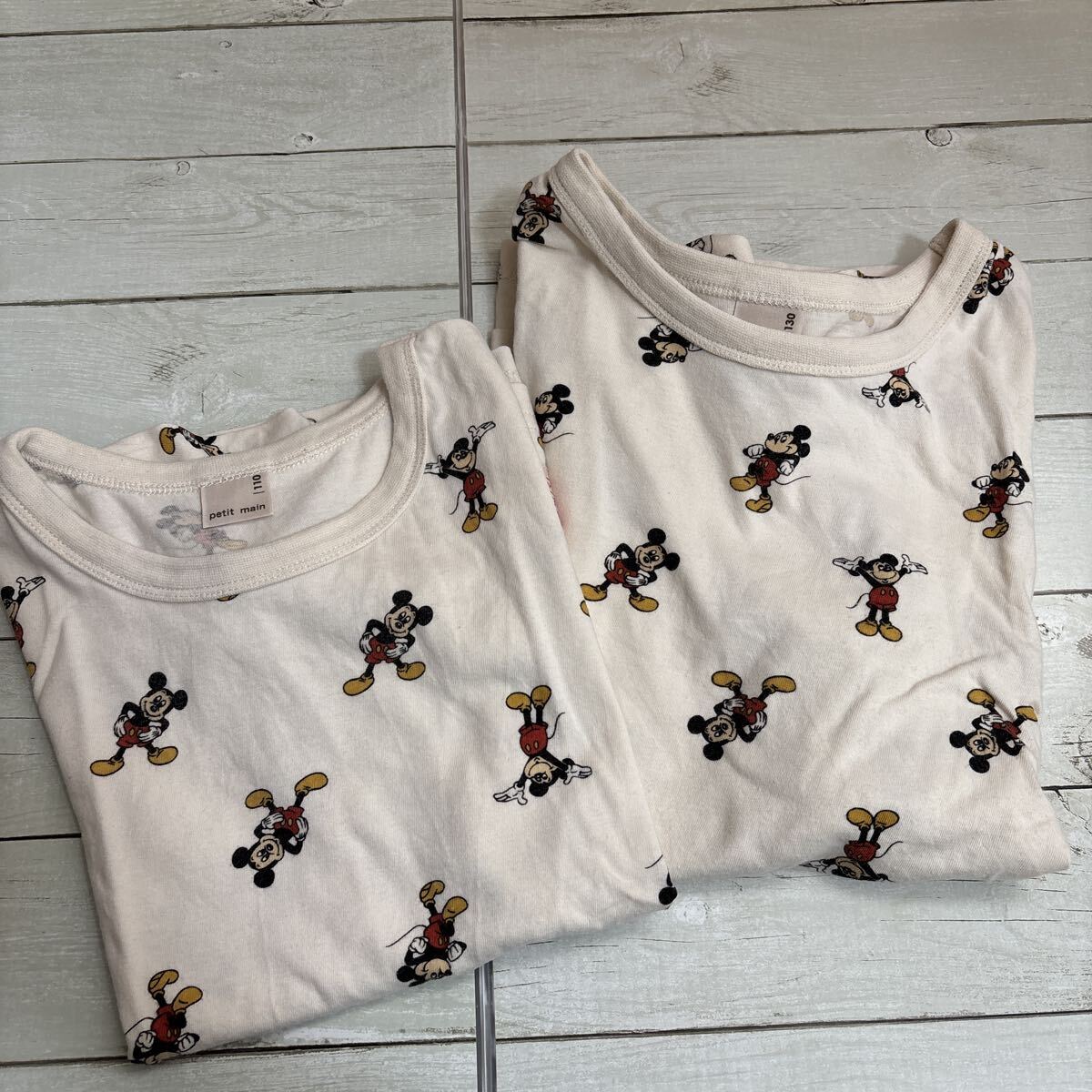 美品 プティマイン ミッキーTシャツ 2点セット お揃い 兄弟姉妹 まとめ売り ディズニー 110.130センチ 半袖拍卖