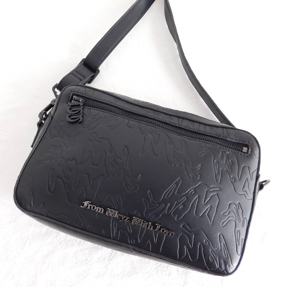 WEYZ★新品同様★From Meyz With Love★ショルダーバッグ★3点以上送料無料★G271拍卖