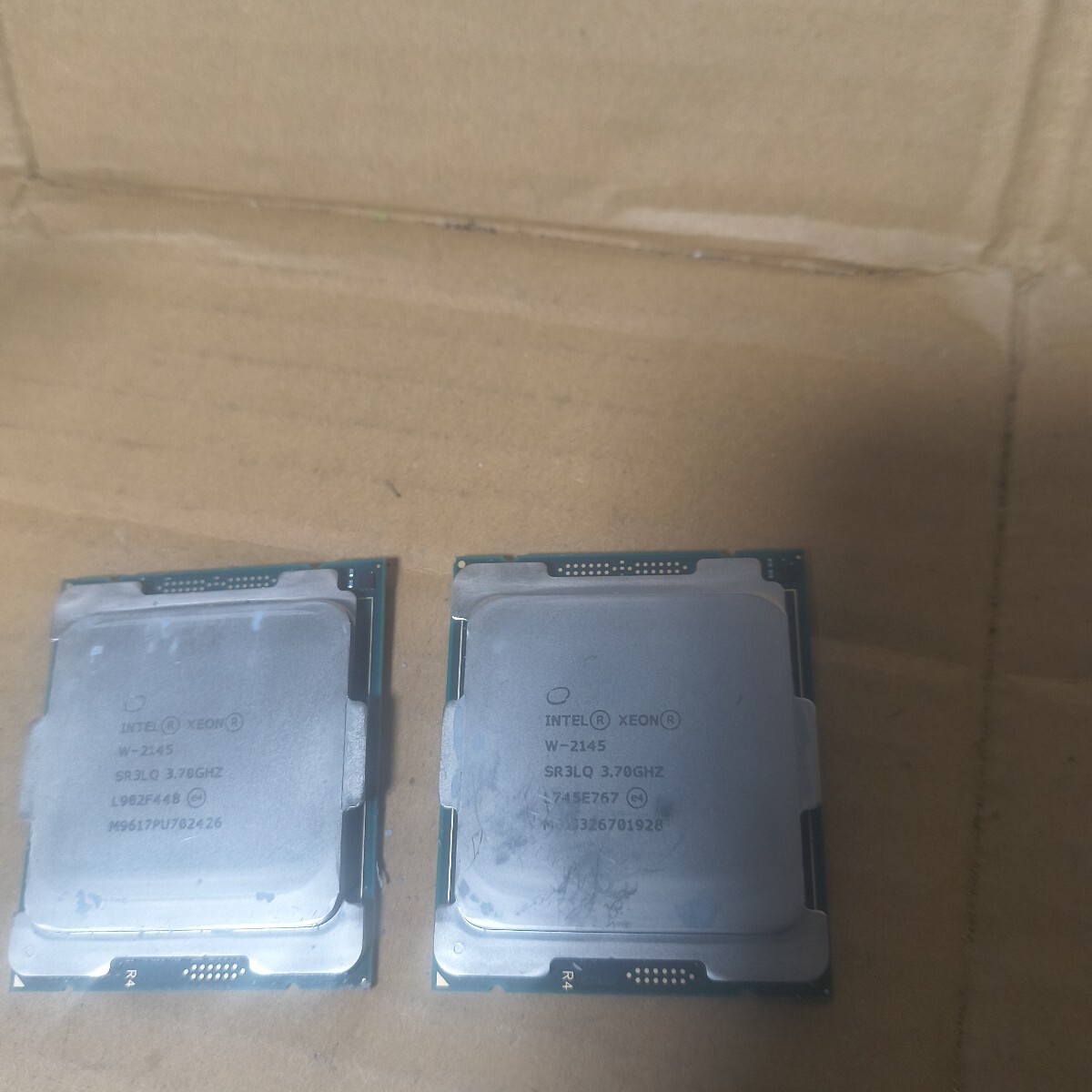 【Intel】Xeon W-2145 3.70GHz SR3LQ 中古動作品 CPU 2個セット拍卖