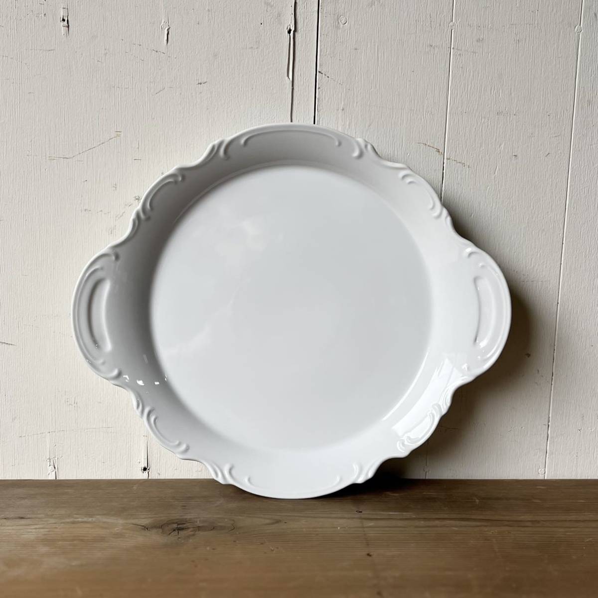1枚 耳付 レリーフ 大 プレート デッドストック 陶器 白磁 検: 喫茶 ワンプレート アフタヌーンティー サンドイッチ レトロ ビンテージ拍卖