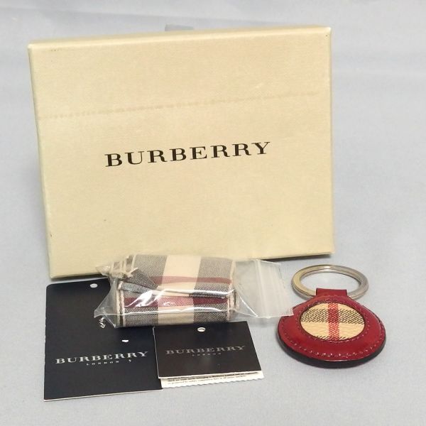 ★BURBERRY ノバチェック エナメル レザー ラウンド キーホルダー 赤 バーバリー★拍卖