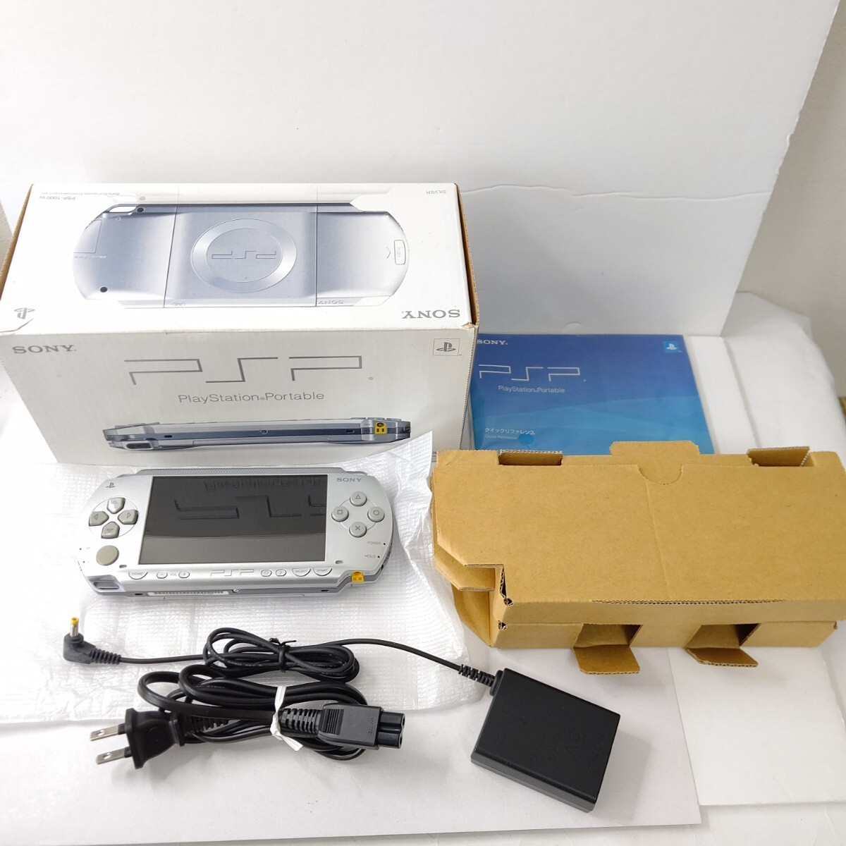 美品 ソニー PSP1000 シルバー ゲーム機 セット 箱あり 希少拍卖