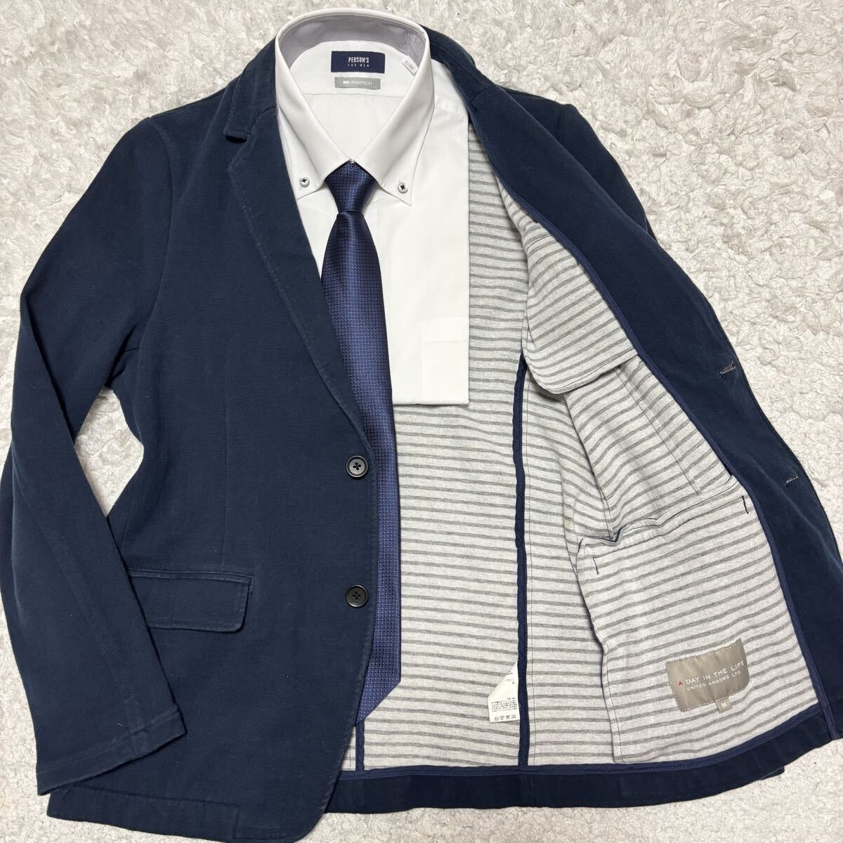 爽やか全開◎【美品】ユナイテッドアローズ 裏地ボーダー ストレッチ テーラードジャケット 伸縮 Mサイズ 2B ネイビー UNITED ARROWS 春物拍卖