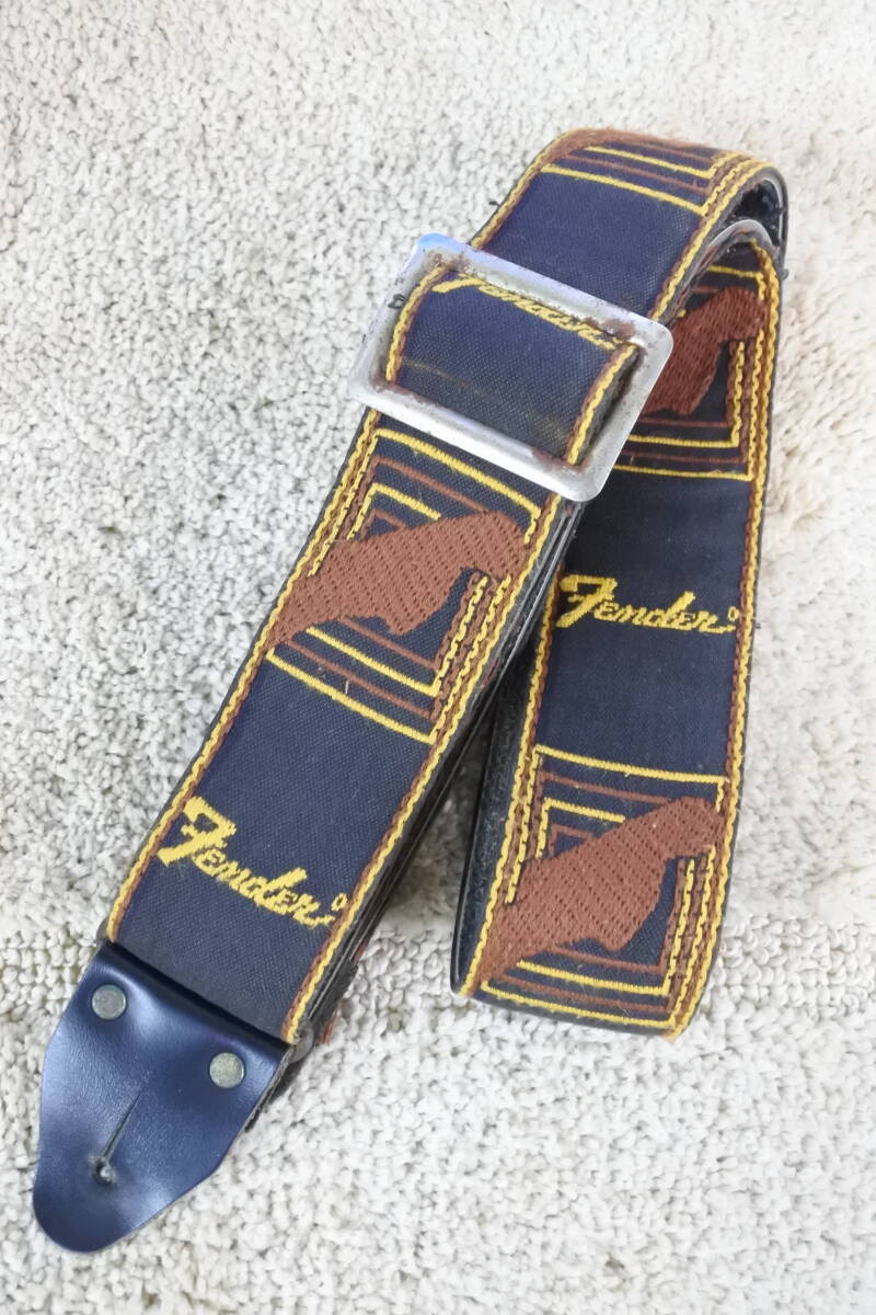 No.2602104◆Fender フェンダー◆横ロゴ メタルバックル◆ギターストラップ CHAR拍卖