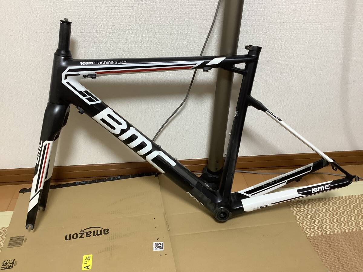 良品 BMC ビーエムシー teammachine SLR02 カーボンフレーム 2015年 51size シマノクランク取付可 黒 ブラック フレーム カーボン 2/27拍卖