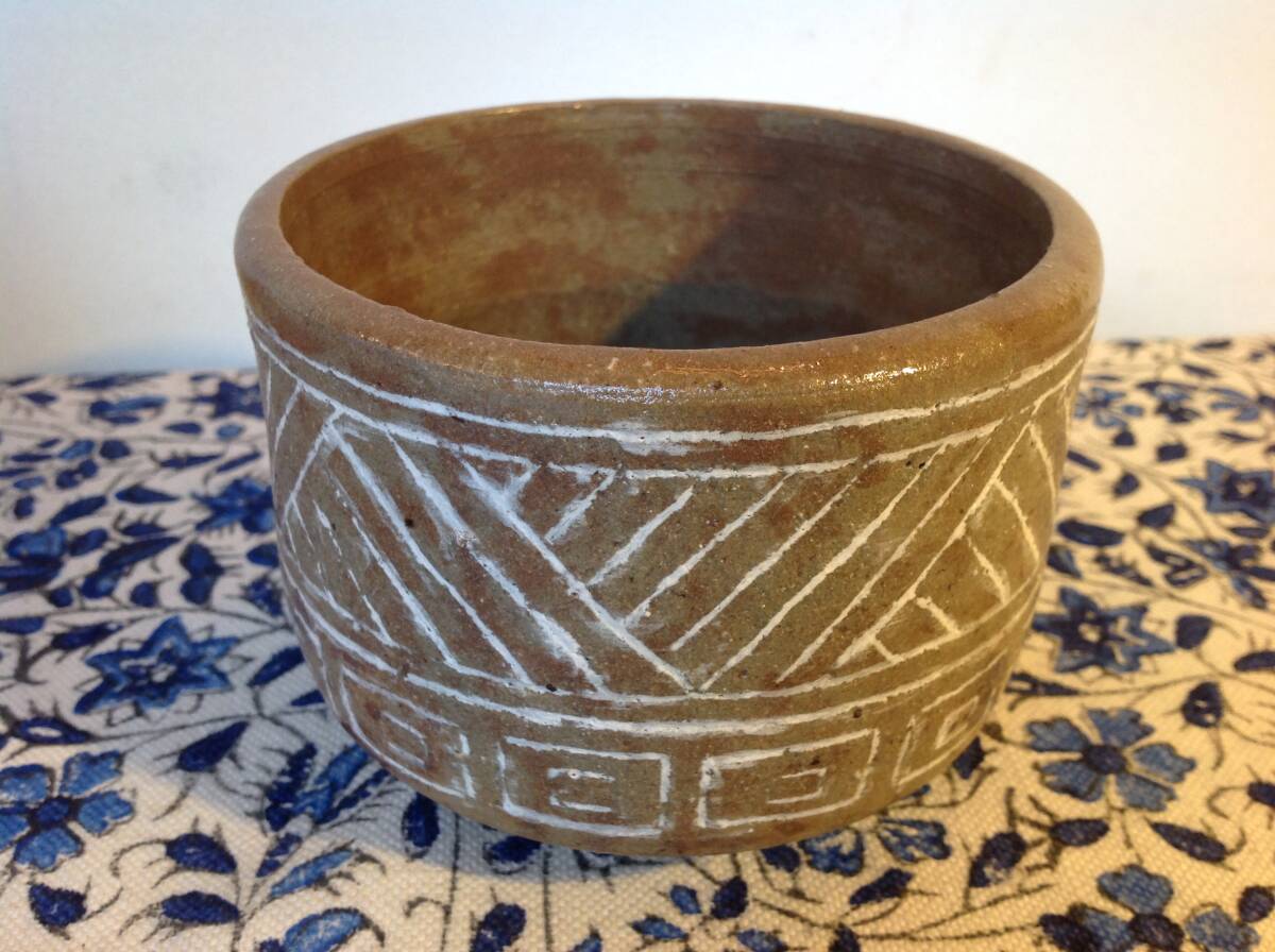 ヴィンテージ 秀作 陶器 三嶋半筒 茶碗 森崎 共箱拍卖