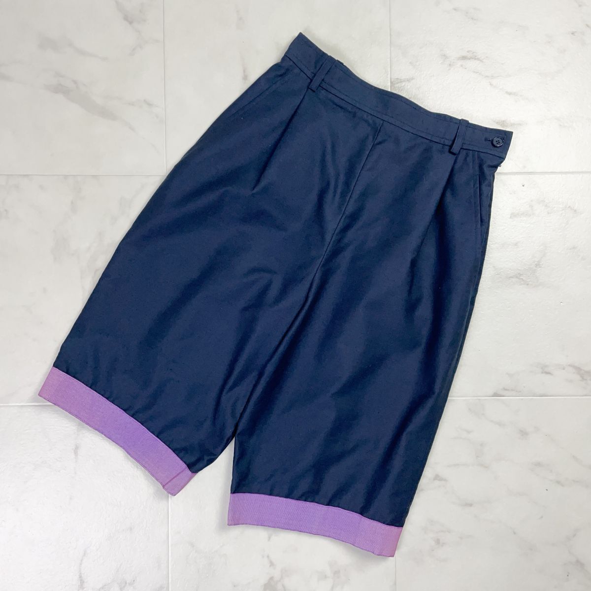 美品 Yves Saint Laurent イヴ・サンローラン 配色ハーフパンツ ボトムス フランス製 レディース ネイビー 紺 サイズ36*ND771拍卖
