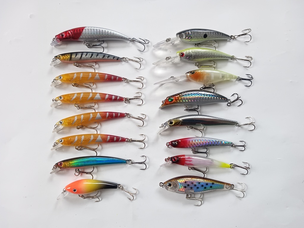在庫処分 様々な形のミノー シンキングペンシル 16個セット 新品未使用 訳アリ 約6cm~9cm バス釣り 川 MMM100拍卖