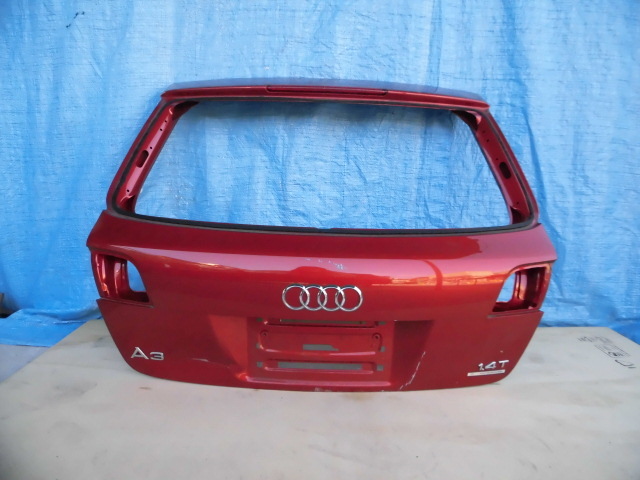 AN442 アウディ A3 8P リアゲート 赤拍卖