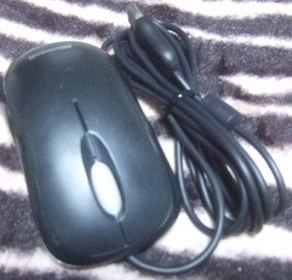 ■MS Basic Optical Mouse v2.0(黒,USB)。拍卖