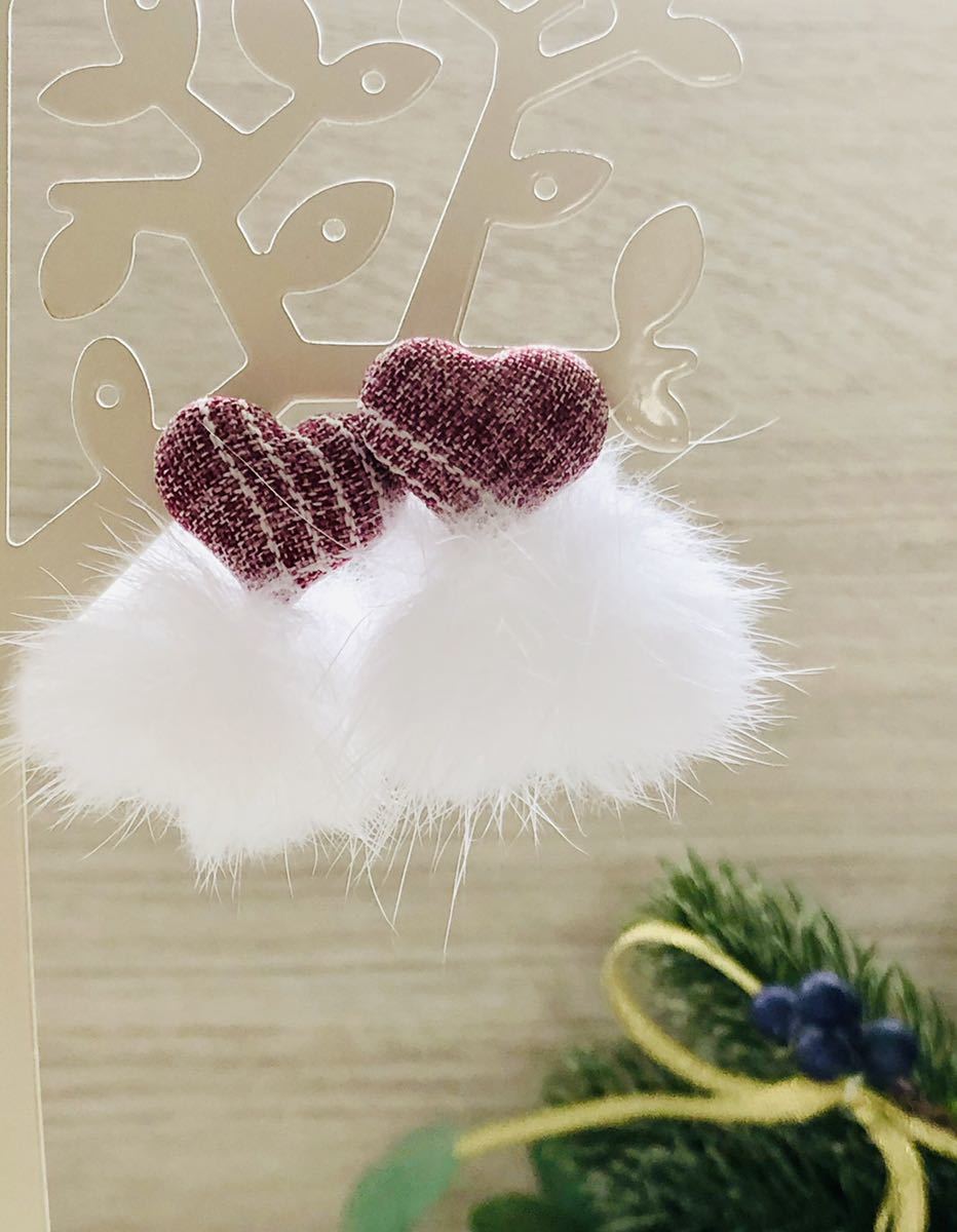 【ハンドメイド】チェックハートとホワイト ミンクのピアス【サージカルステンレスピアス】拍卖