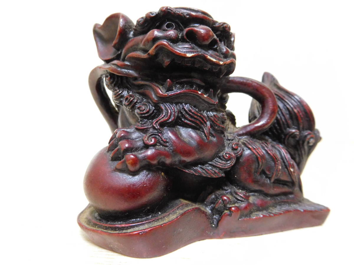 Y62-61S  玉乗獅子 獅子 置物 材質練り物? 中古 高さ約6.6cm (F-4)拍卖