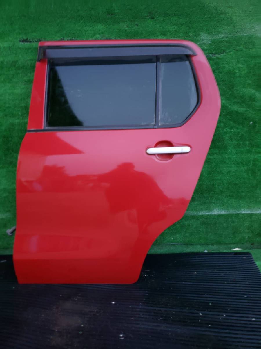 スズキ ワゴンR MH34S リアドア 左 (ZLB フェニックスレッドパール)拍卖