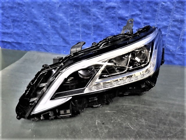3457 クラウン ARS220 GWS224 AZSH20 AZSH21 左ライト 3眼LED シーケンシャルターンランプ 30-452 レンズ美品拍卖