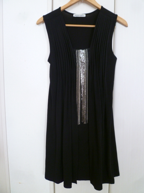 Alphabet's alphabet/アルファベッツアルファベット△黒プリーツタック入りハードアクセサリー付きフォーマルワンピースF/ゴシック系△217拍卖