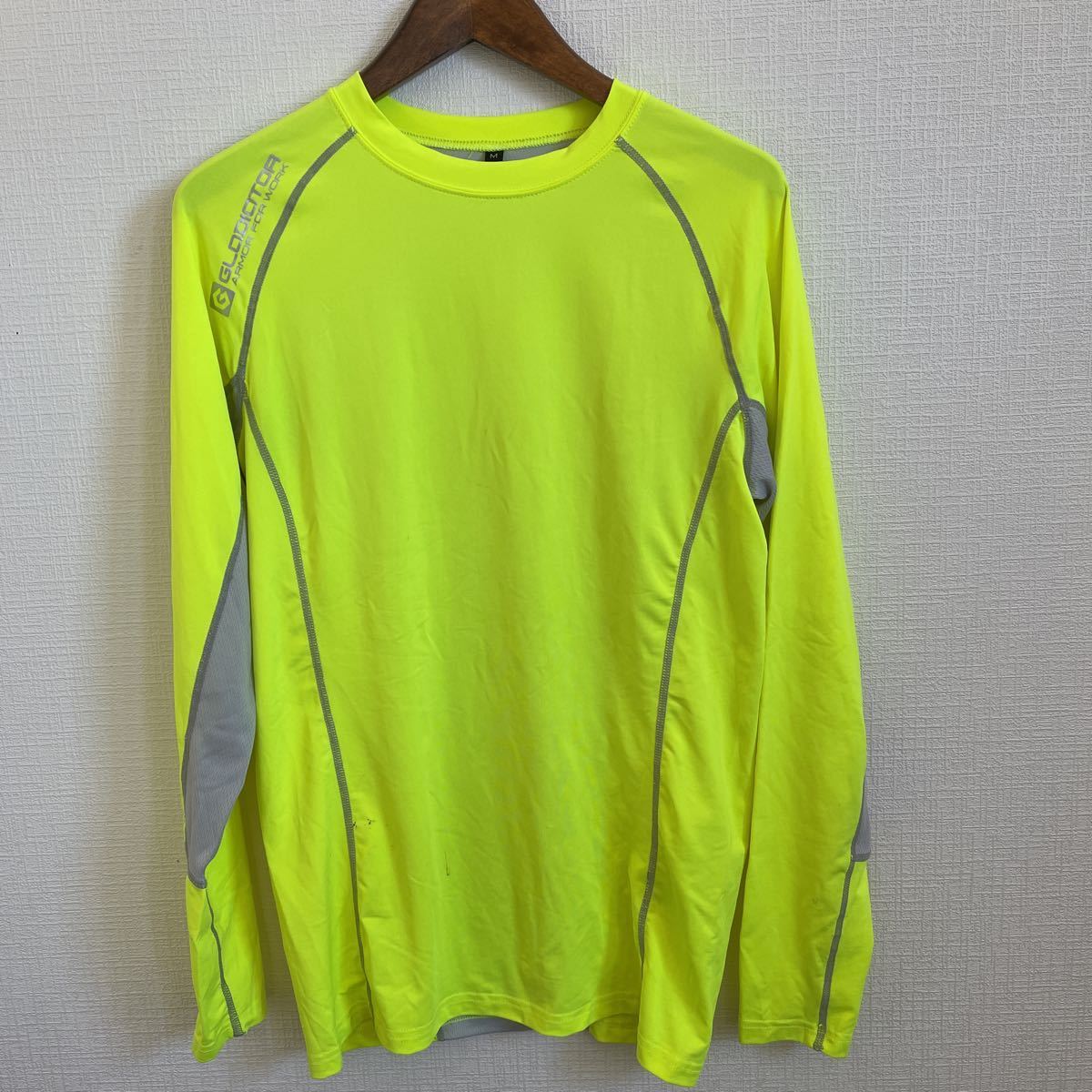 GLADIATOR グラディエーター 長袖Tシャツ インナーシャツ コンプレッション Mサイズ拍卖