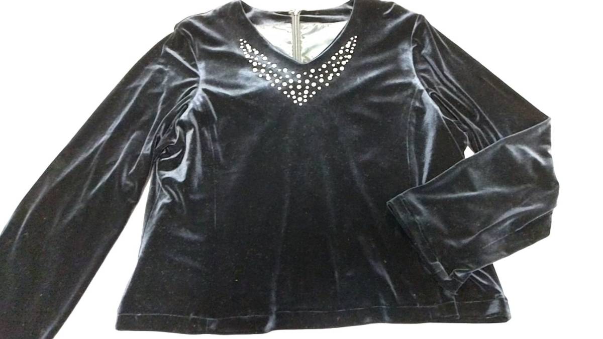 長袖 カットソー 17号 身幅57 黒 パール おしゃれ着 美品 拍卖