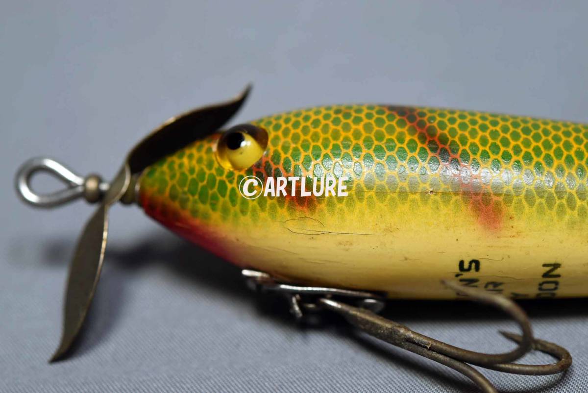 HEDDON DAWGIAC: WH6509L, WALTER HARDEN, HARDEN's STAR VERSION ZARAGOSSA ,GLASS EYE,2PCS LIG,VINTAGE WOODEN LURE拍卖