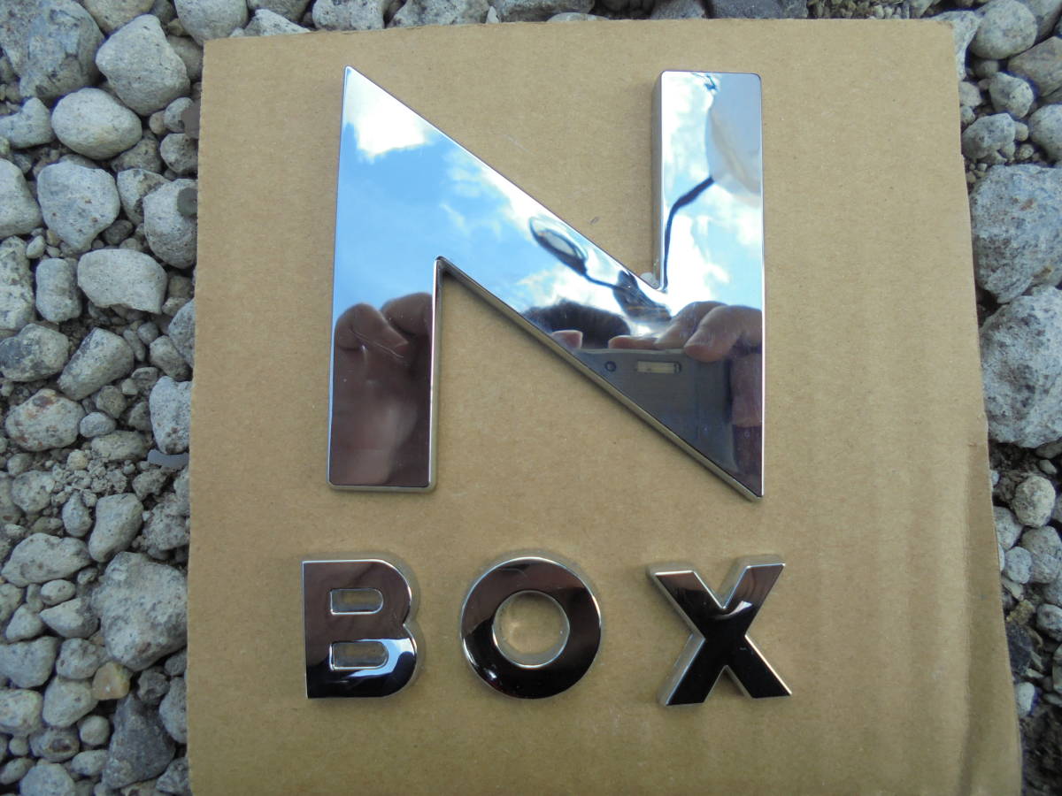 N-BOX 純正 リアエンブレム H165拍卖
