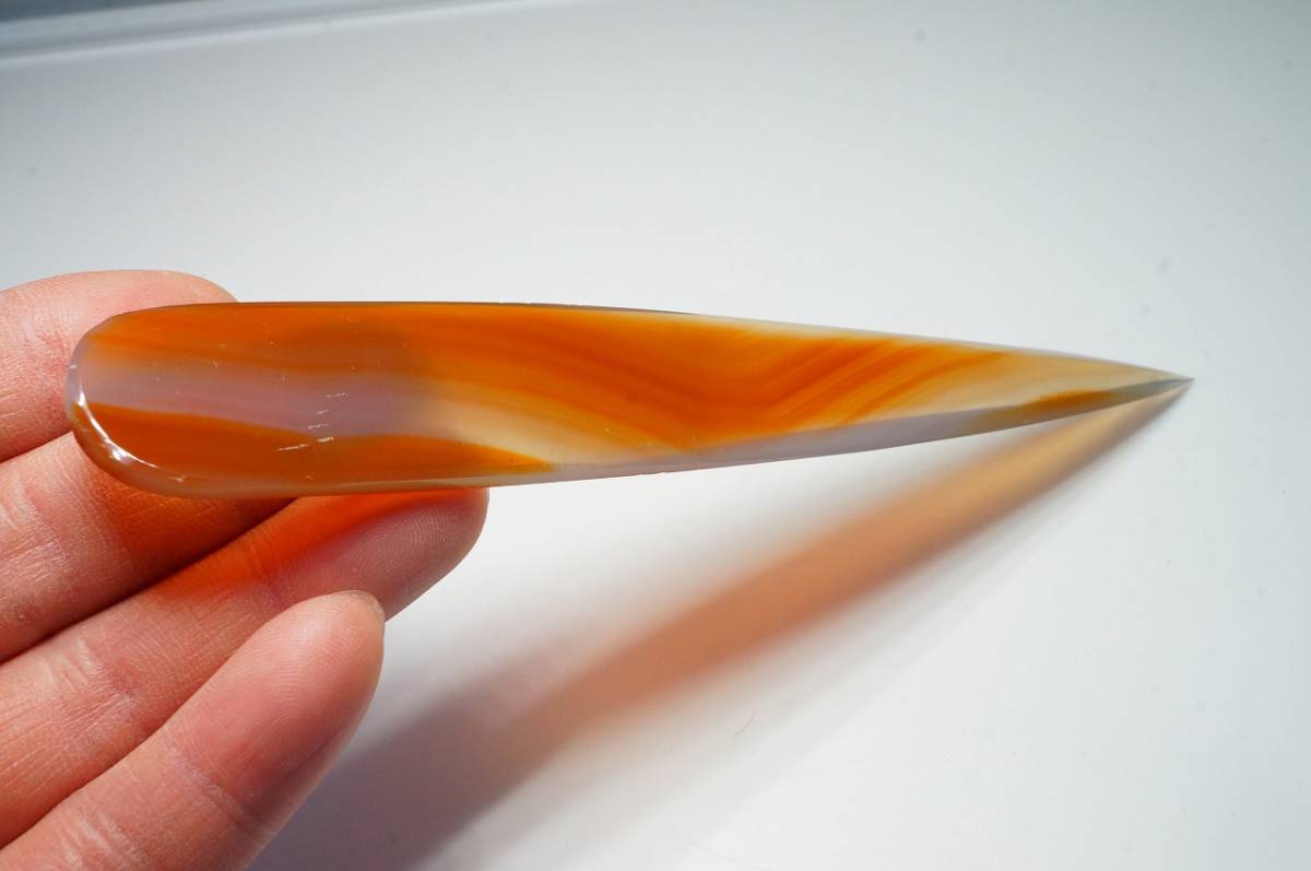 稀少!瑪瑙カービング、彫刻ピクチャーメノウ(アゲート)「ペーパーナイフ」鑑賞用 特大111ct拍卖