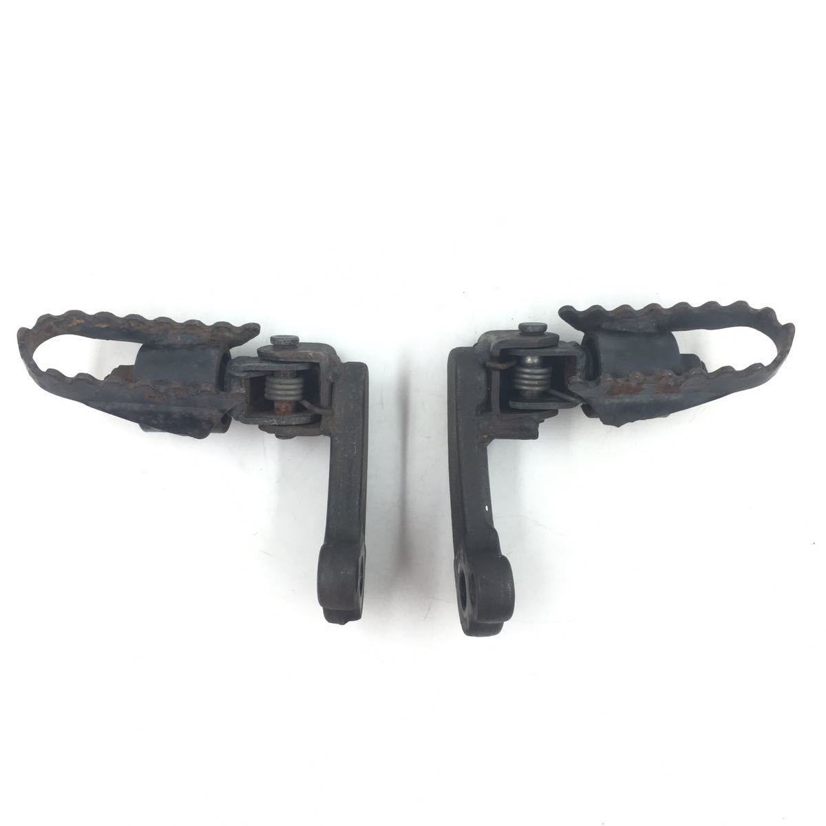 送料無料 スズキ ジェベル200 SH42A-1154~ ステップ左右拍卖