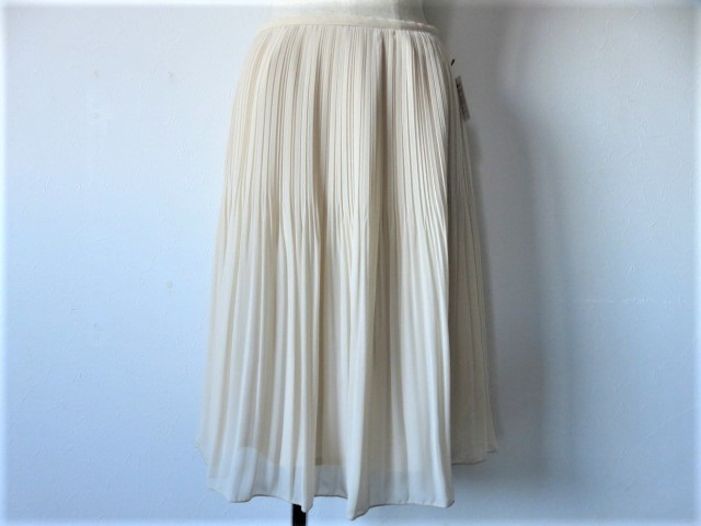 ■新品未使用アスプリ【 ASPRI 】高級プリーツスカート11号L ベージプリーツスカート新品タグ付き美品 b1005拍卖
