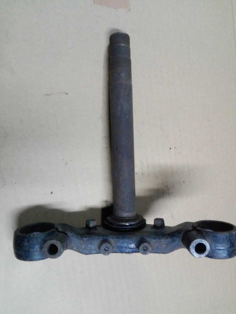 CBX550F MA7 実働車両 から取り外した 三ッ又 部品 CBX400F MA6 NC07拍卖