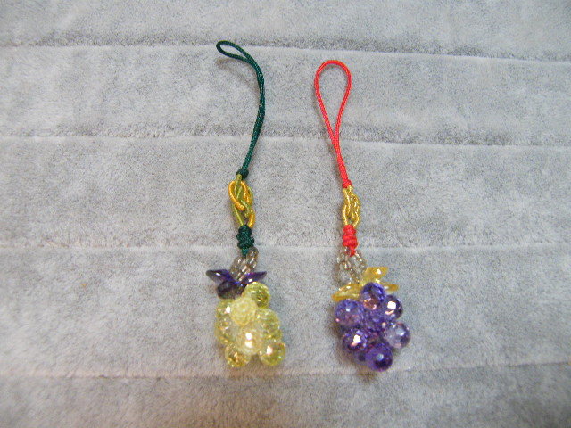 1007.ストラップ ジルコン 2個 拍卖