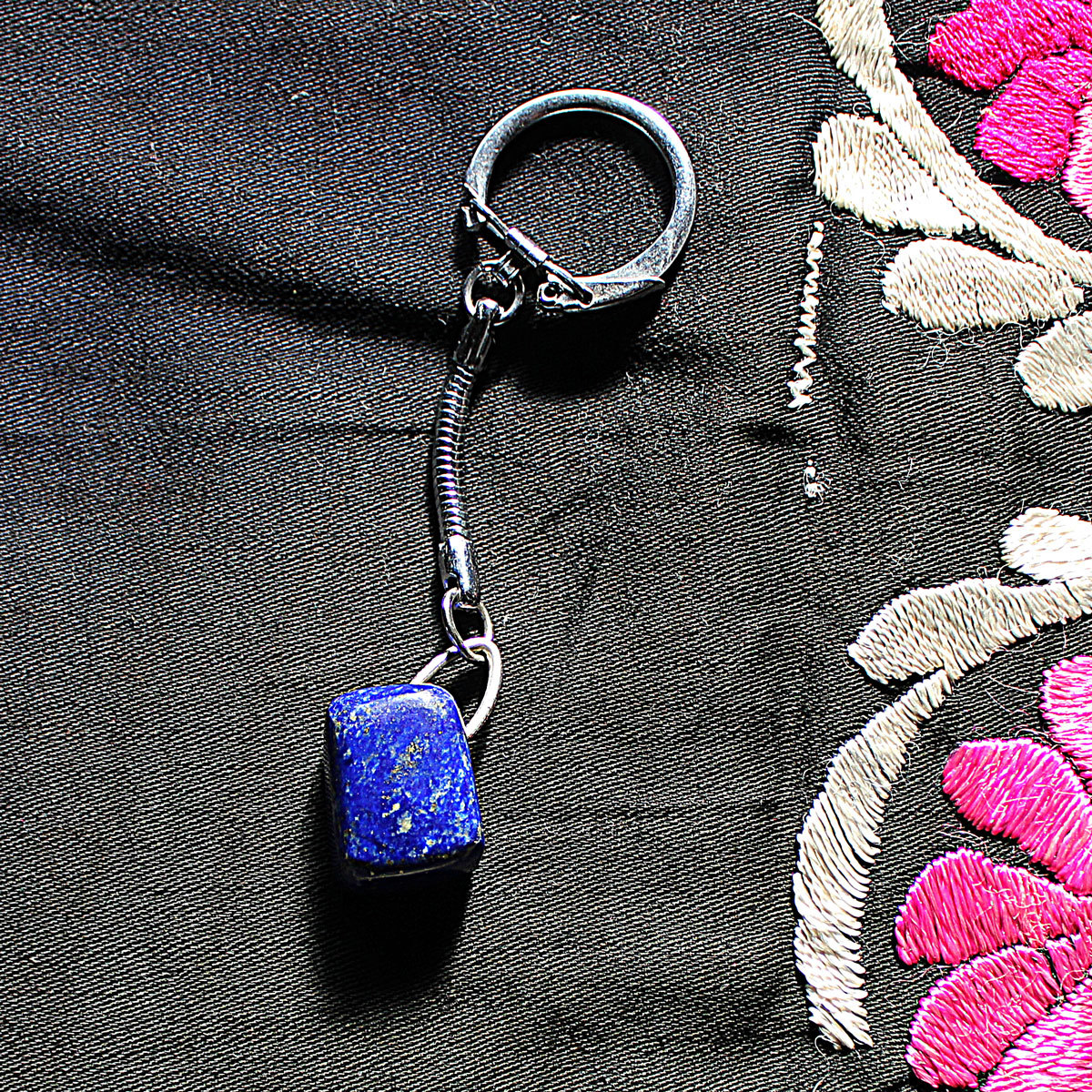 ●アフガニスタンからの贈り物”ラピスラズリ キーホルダー01”拍卖