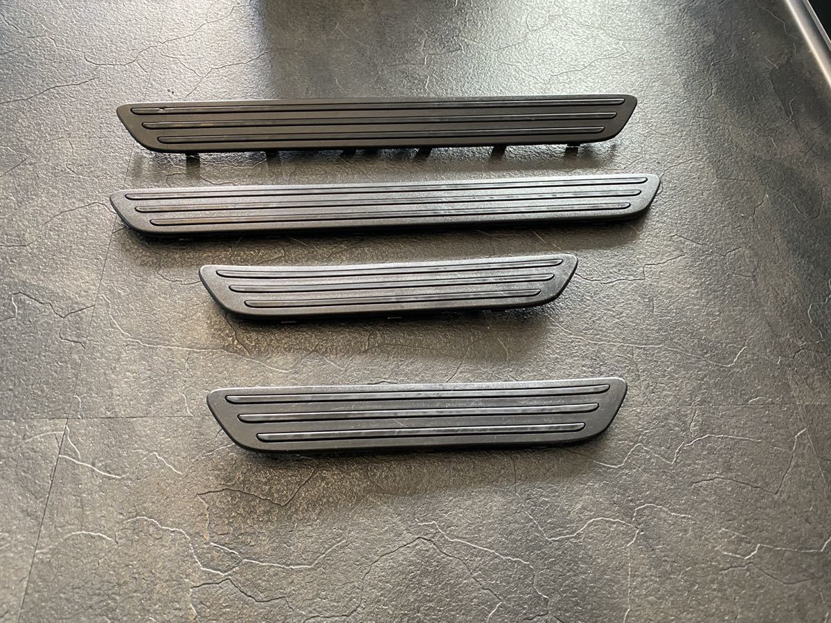 純正!ポルシェ カイエン スカッフプレート 4枚セット 958 92A サイドステップ サイドプレートドアステップ ドアプレート cayyen拍卖