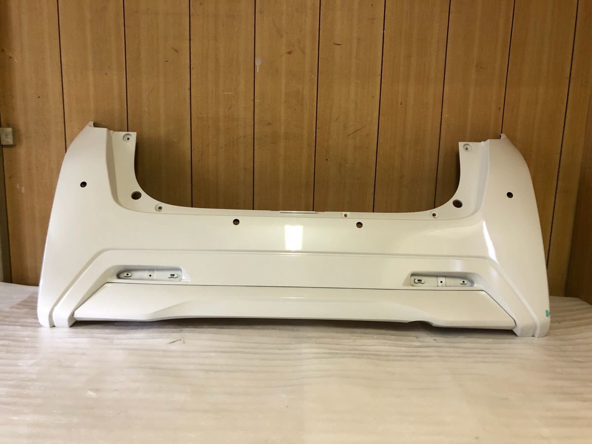 デイズ B43W/B44W/B45W 純正 リアバンパー ホワイトパール系 85023-7MA0H 良品!拍卖