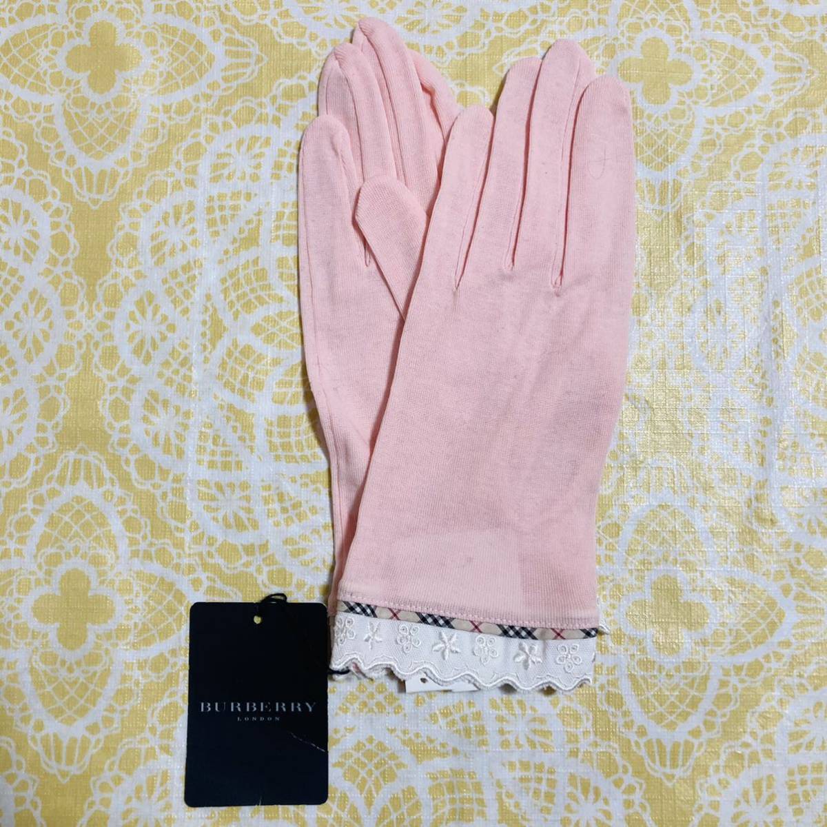新品/BURBERRY/手袋/正規品/未使用/即決あり/匿名発送/バーバリー/ノバチェック/タグ付/花柄/レディース/婦人用/ピンク/レース/綿100%拍卖