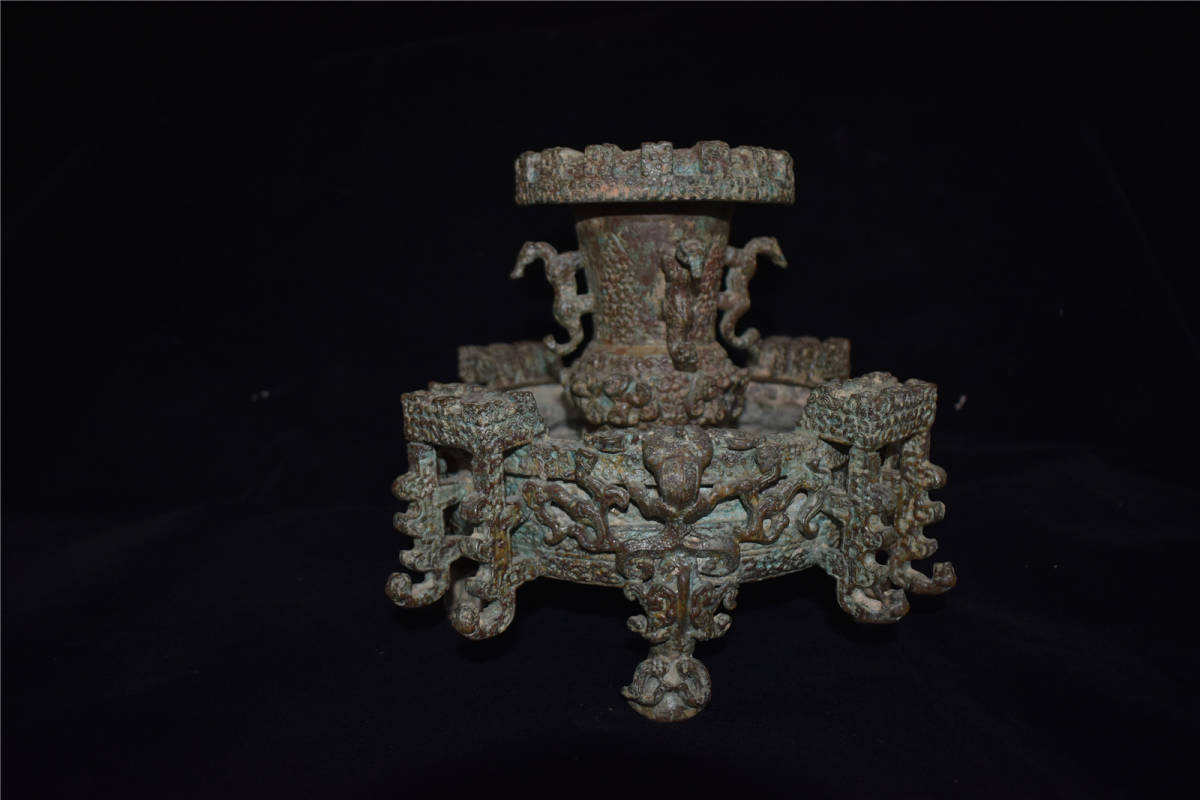 古美術 青銅器 戦国 龍文三足銘文尊盤 横幅27センチ拍卖