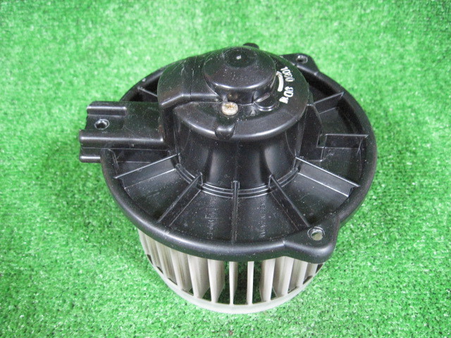 ホンダ フィット GD1 / GD2 ブロアファンモーター / ヒーターモーター 中古 194000-1080 作動確認済み 210272拍卖
