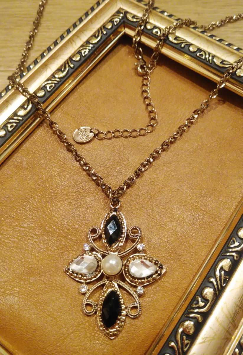 即決☆定価4725円☆ノースコーナー ヴィンテージ風 ビジュー&ラインストーン ペンダント ネックレス♪定形外180円拍卖