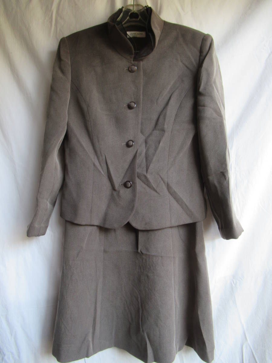 スーツ 9号 ポリエステル66% キュプラ34% ダークグレー 上着丈53cm スカート丈78cm拍卖