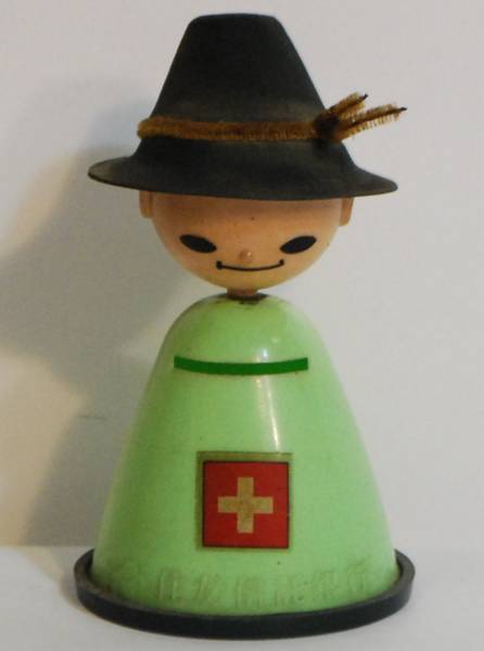 ■住友信託銀行■ 世界風俗人形貯金箱 スイス 昭和レトロ B拍卖