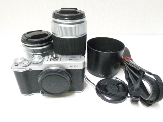 FUJIFILM 富士フィルム X-A1 ボディ+レンズ(SUPER EBC XC 16-50mm 1:3.5-5.6 OIS、50-230mm 1:4.5-6.7 OIS) 他付属品拍卖