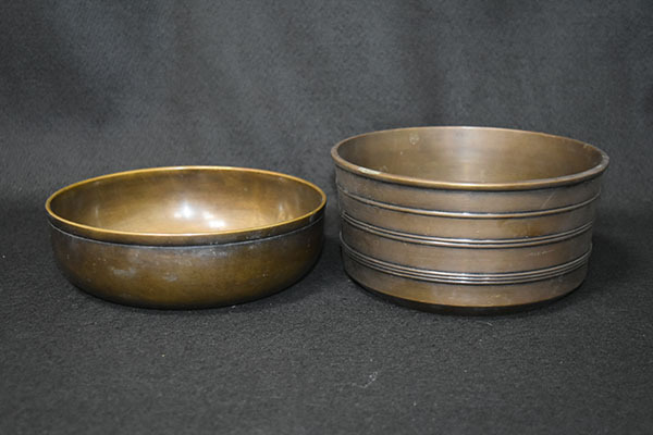 【光成】十代・中川浄益造・唐銅「三筋建水753gと平型建水506g」無傷・味良拍卖