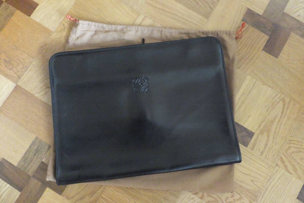 ロエベ LOEWE メンズ 書類ケース 黒 アナグラム ビジネスバッグ クラッチバック ナッパ 拍卖