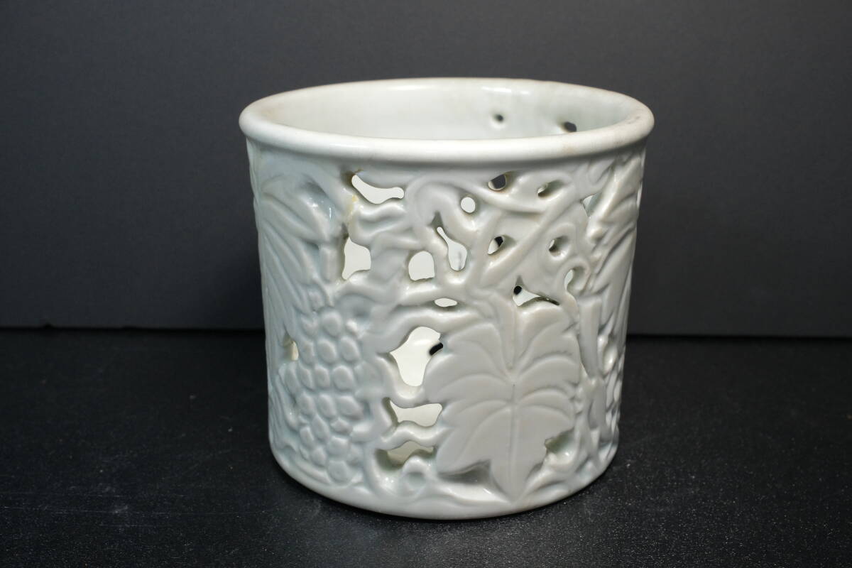 中国古美術 唐物 李朝 白磁 影青 白釉 刻花筆筒拍卖