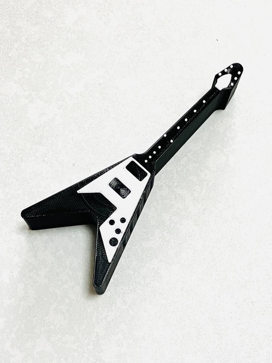 新品★フライングV ギター型 ピックホルダー黒★ギブソン Gibson フィギュア ミニチュア メタル METAL スレイヤー 小山田圭吾 コーネリアス拍卖