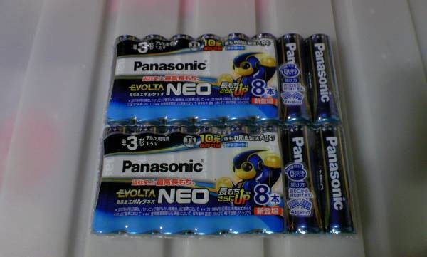 ☆激安 必需品 新品未開封 パナソニック(Panasonic) EVOLTA エボルタ乾電池 単3形 8本×2 16本拍卖