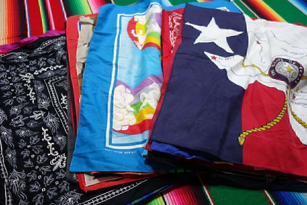 MISC-GBD/50 柄バンダナMIX 50枚セット¥1~ビンテージUSA古着卸大量セット業者まとめ売り拍卖