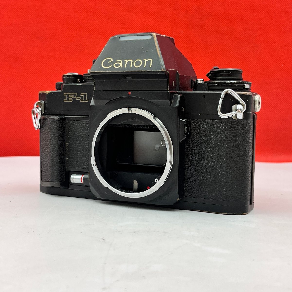 Q56 Canon New F-1 フィルム一眼レフカメラ ボディ 動作品 1円スタート キャノン拍卖