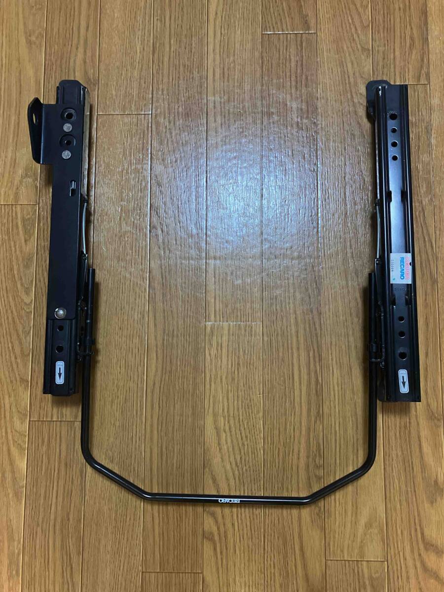 RECARO 正規 シートレール ポルシェ ボクスター ケイマン 718 981 911 987 991 997 左席 レカロ ベースフレーム拍卖